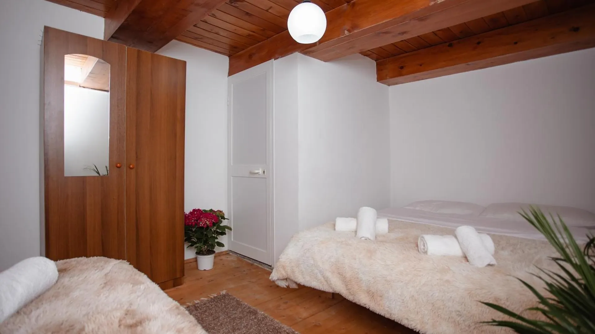 Gasthof Hotel Kulla Pracja Theth