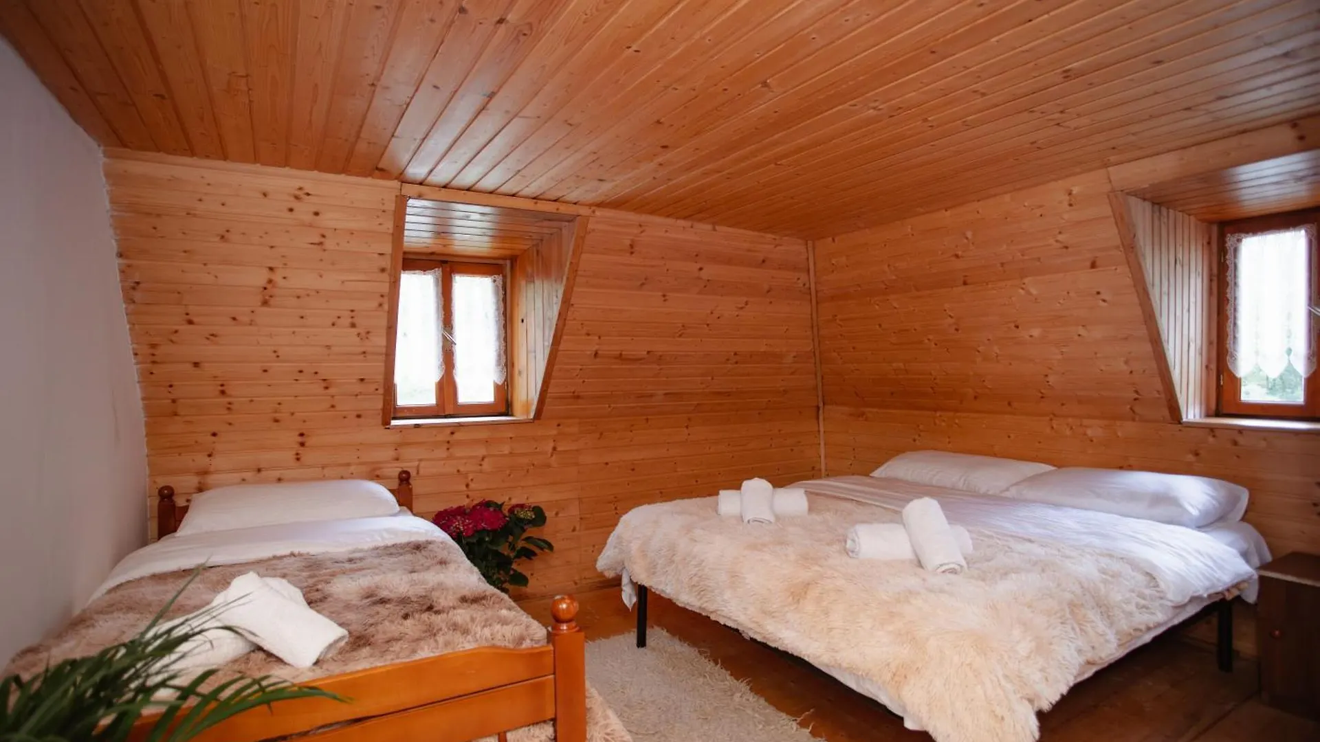Hotel Kulla Pracja Theth Albanien